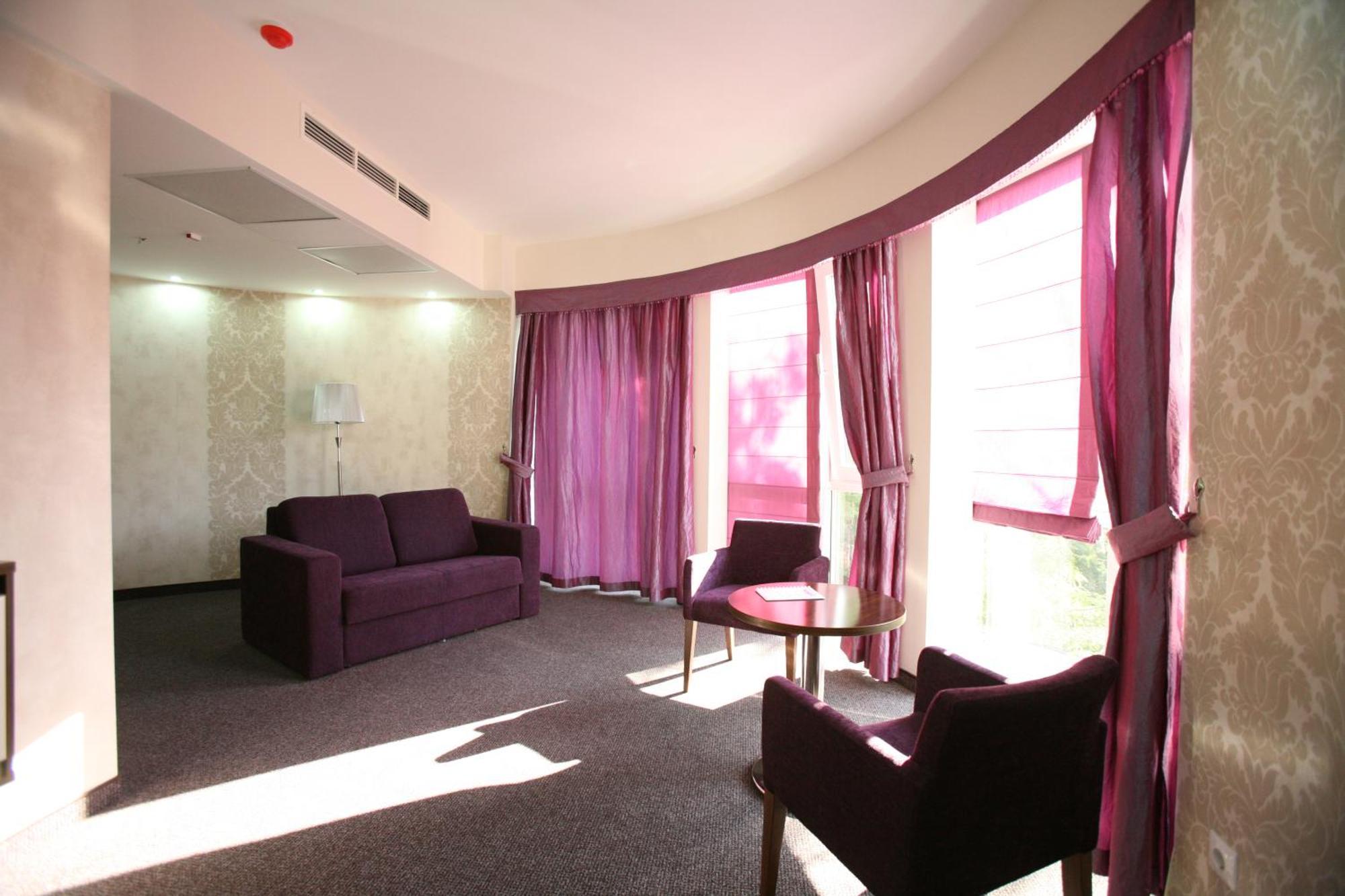 Bástya Konferencia és Wellness Hotel 4*