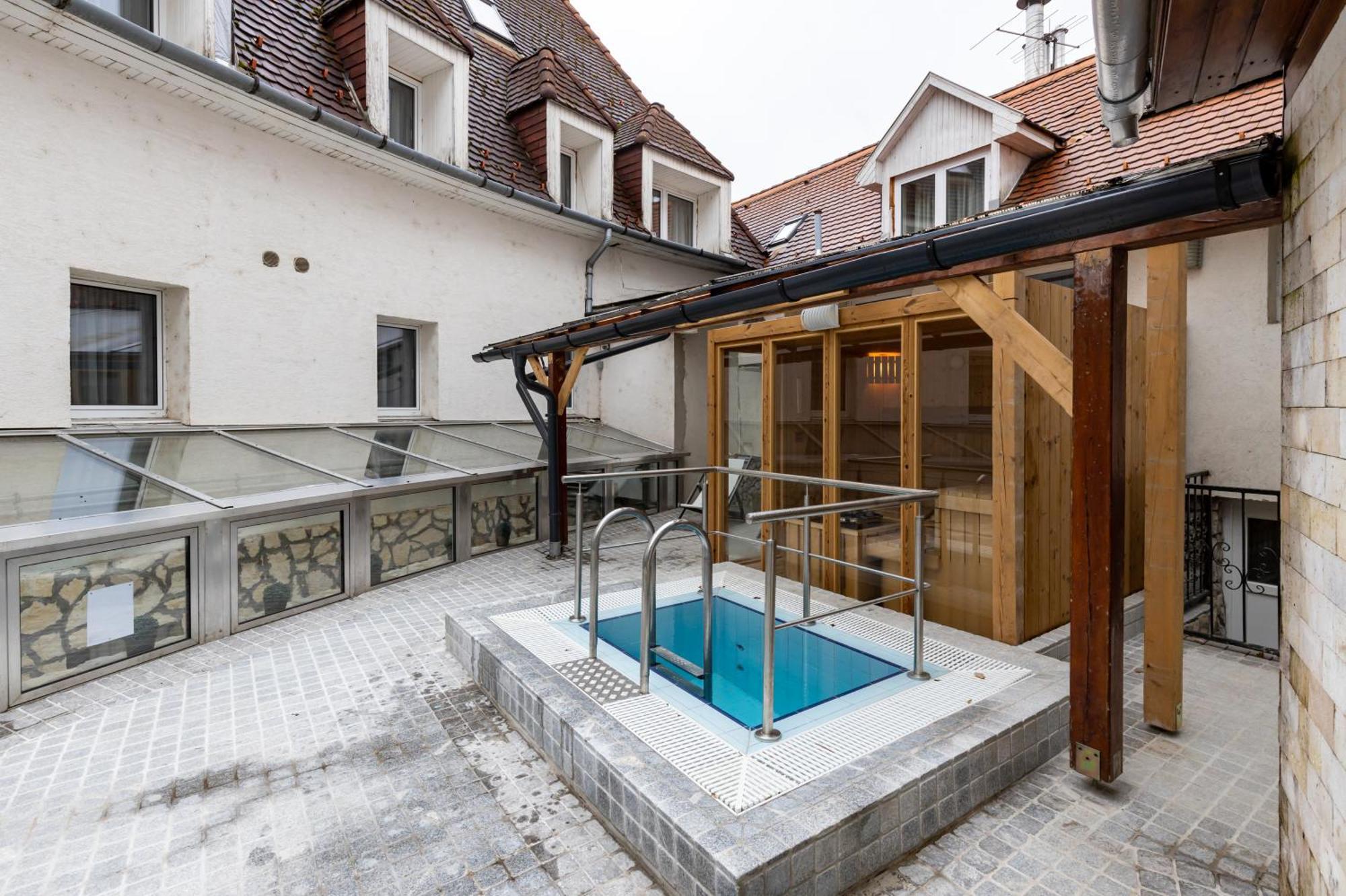 Bastya Konferencia Es Wellness 4*