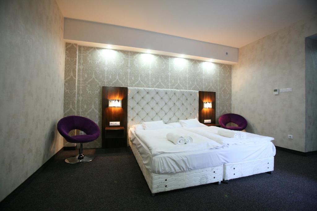 Bastya Konferencia Es Wellness Hotel 4*